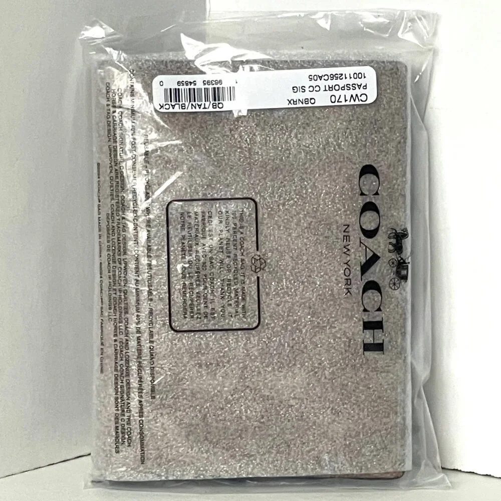 Coach Signature Passport Holder Card Case CW170 Tan Black Slim Wallet NWT - Picture 3 of 8